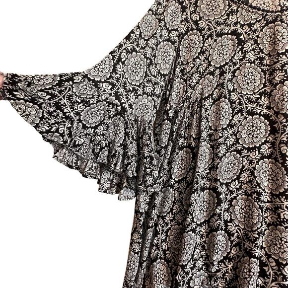 Ivy Jane Black & White Boho Y2K Ruffle Babydoll Retro Tunic Sz M Flutter Sleeves - Picture 7 of 16